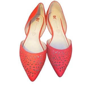 BC flats. Size 8